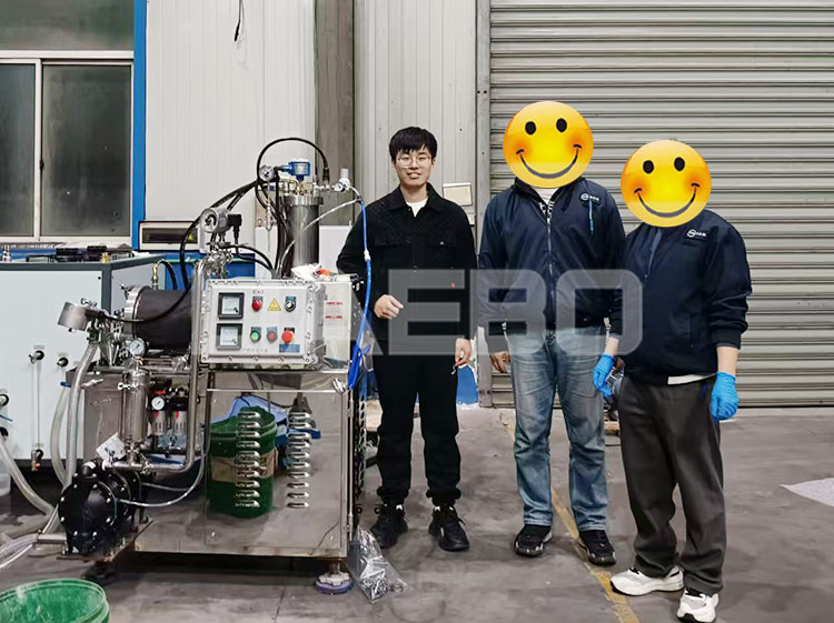 杭州某科技股份有限公司，5L棒塊陶瓷砂磨機(jī)調(diào)試成功